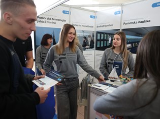 2025-12-01 11-53-55.jpeg